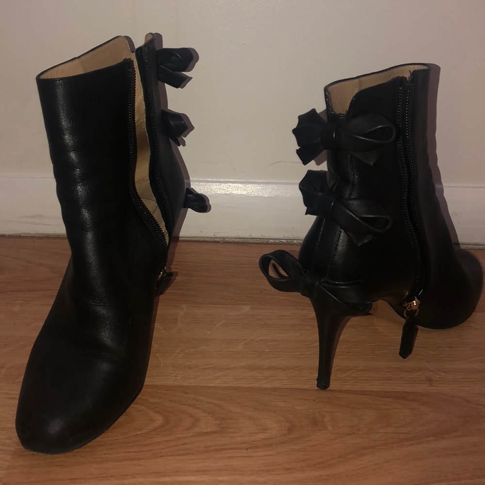 Authentic Valentino bow booties